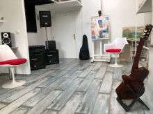 Музыкальная студия звукозаписи Ильи Анисимова по классу гитары и вокала