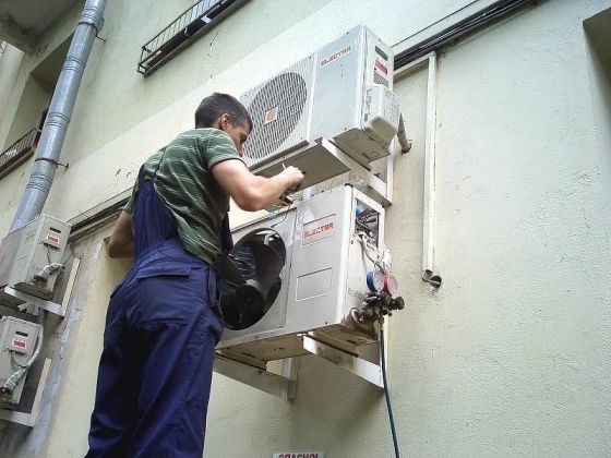 Занимаюсь ремонтом электропроводки