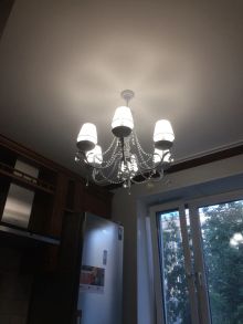 Установка и подключение люстры на кухне. Белый свет