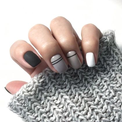 Аппаратный маникюр с покрытием гель-лак, дизайн простой