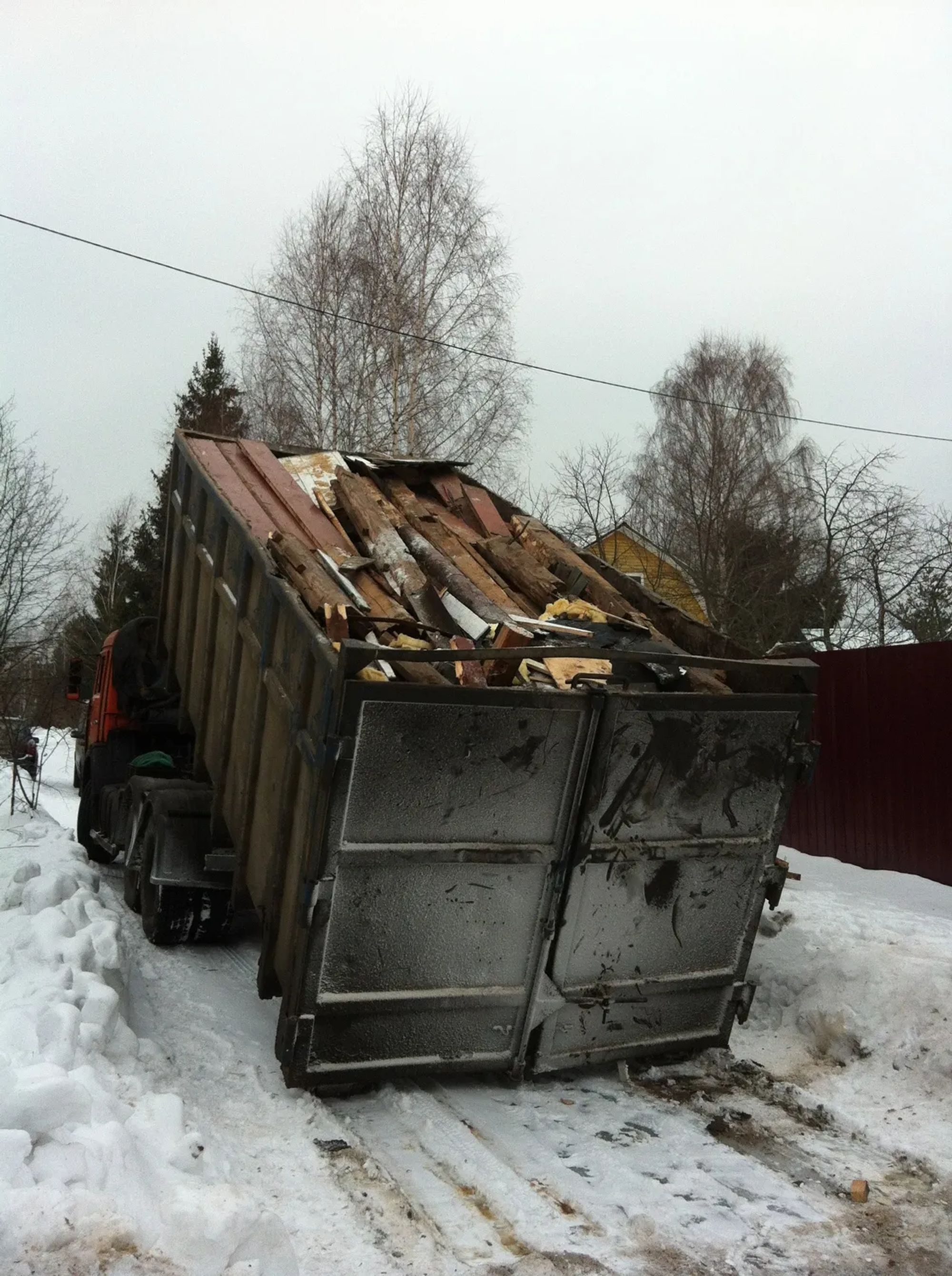 Заказ контейнера для вывоза мусора: фото и примеры работ специалистов ...