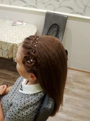 Причёска с косами