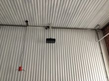 Монтаж проектора на потолке, установка розетки