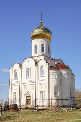 Церквь Покрова Пресвятой Богородицы в Мценске Орловской области.
Изготавливали купол из нитрид титана.