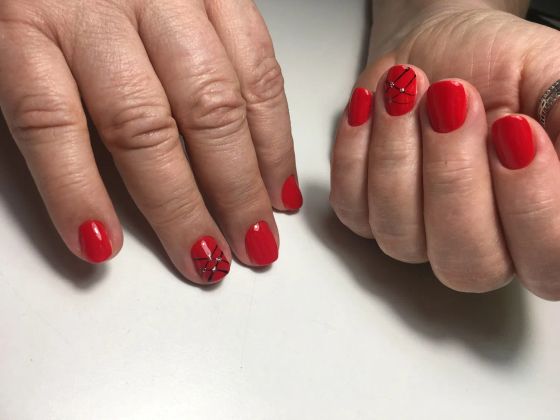 Под кутикулу
