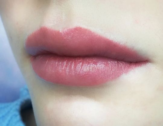 Перманентный макияж губ, акварельная техника
