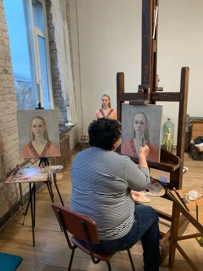 Живопись, портрет. Параллельное ведение работы с учеником 