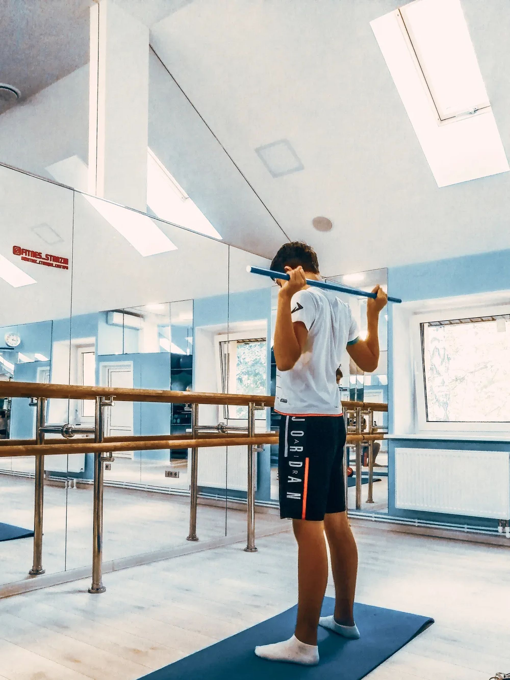 Фитнес истра цены. Фитнес Истра. Агрогородок фитнес Истра.