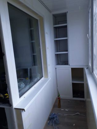 окна ламинированные,балконы любой сложности с утеплением с выносом,обшивка,шкафы, качественно.