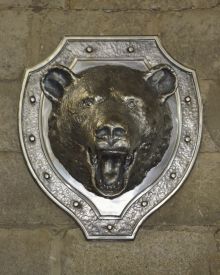 Кованая скульптура-медведь