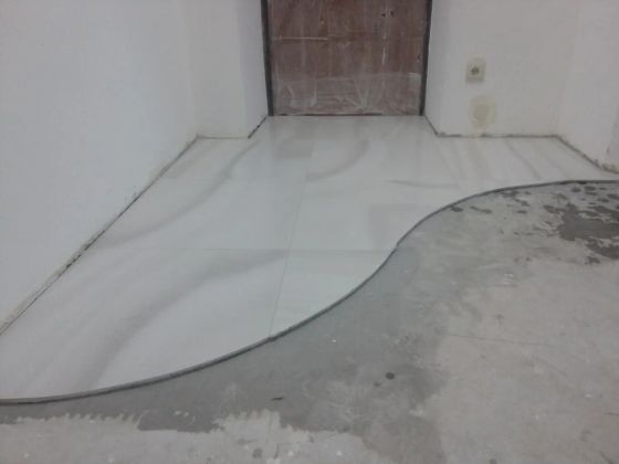 Плитка в коридоре вырез полукругом