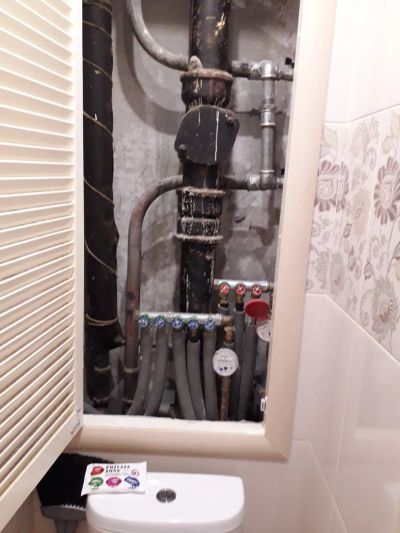 Монтаж гребенки с последующий разводкой ГВС и ХВС в квартире, трубы рехау!