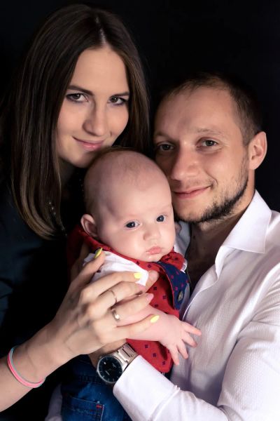 Семейная фотосессия в студии 