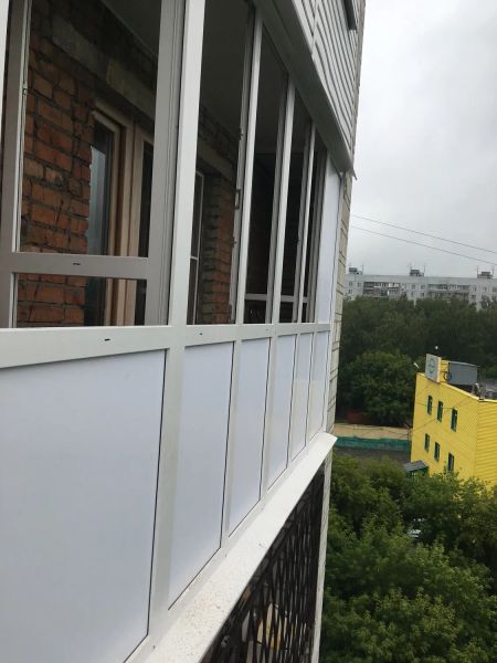 Остекление балкона от потолка до пола
