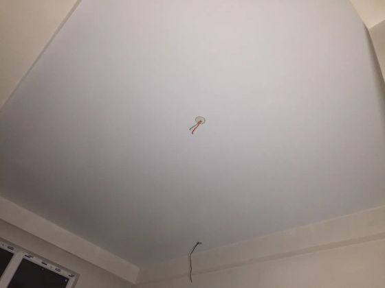 Обычный матовый белый натяжной потолок