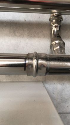 Монтаж труб из нержавейки 