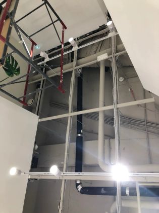 Монтаж системы вентиляции в Галереи в магазине Mexit 