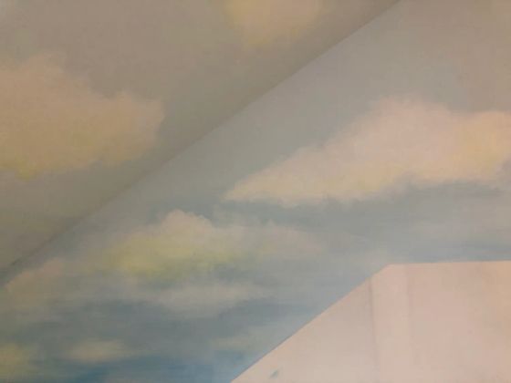 Облака на стенах и потолке , художественная роспись 