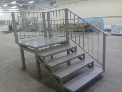 Изготовление лестница 