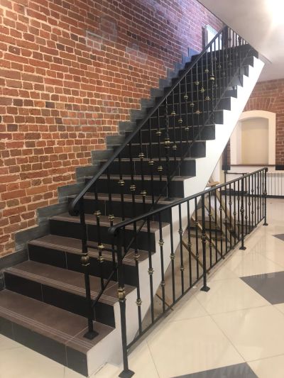 Перила лестницы 