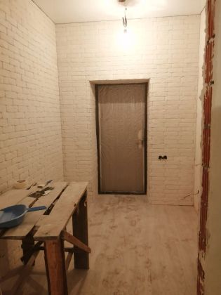 Укладка гипсового камня