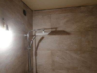 Укладка настенной плитки. Размер 45x120