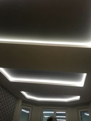 Потолок гкл + натяжной с подсветкой