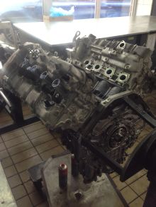 Двигатель S63