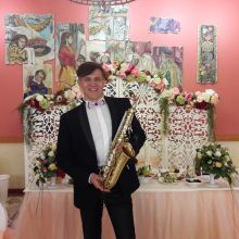 Ведущий-саксофонист Александр Селиверстов на свадебном торжестве. 2018 г., открываем свадебный сезон «Красная  горка»