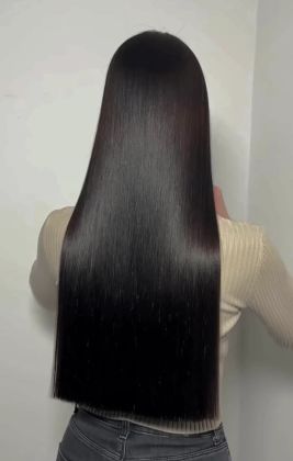 Выполнена повторная процедура кератинового выпрямления волос, дополнительные идеальные кончики и ровные срез.

Описание процедуры:
Выпрямление самых упрямых завитков, уход за пушистыми и пористыми волосами. 
Блеск, шелковистая гладкость и мягкость, легкость в укладке и расчесывании. 
Защита от ломкости и секущихся кончиков. 
Эффект до 6-8 месяцев