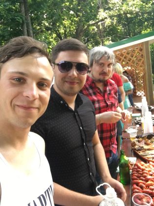 На дне рождения у хорошего человека 