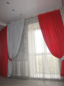 шторы из 2-х контрастных тканей с подхватами и органной стального цвета