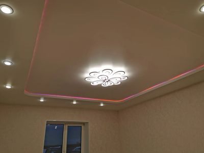 Двухуровневый натяжной потолок
