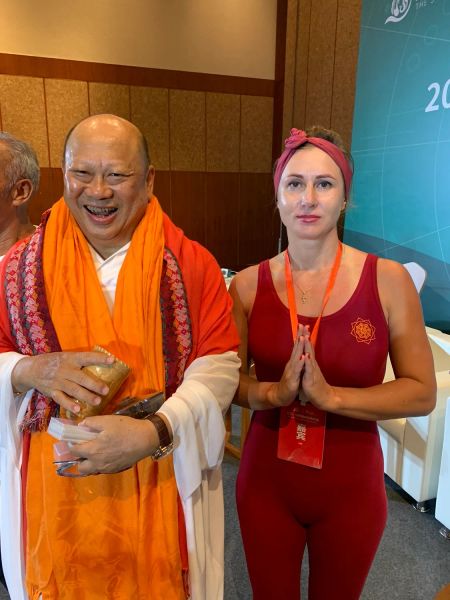 Китай, Санья, Международная конференция йоги 