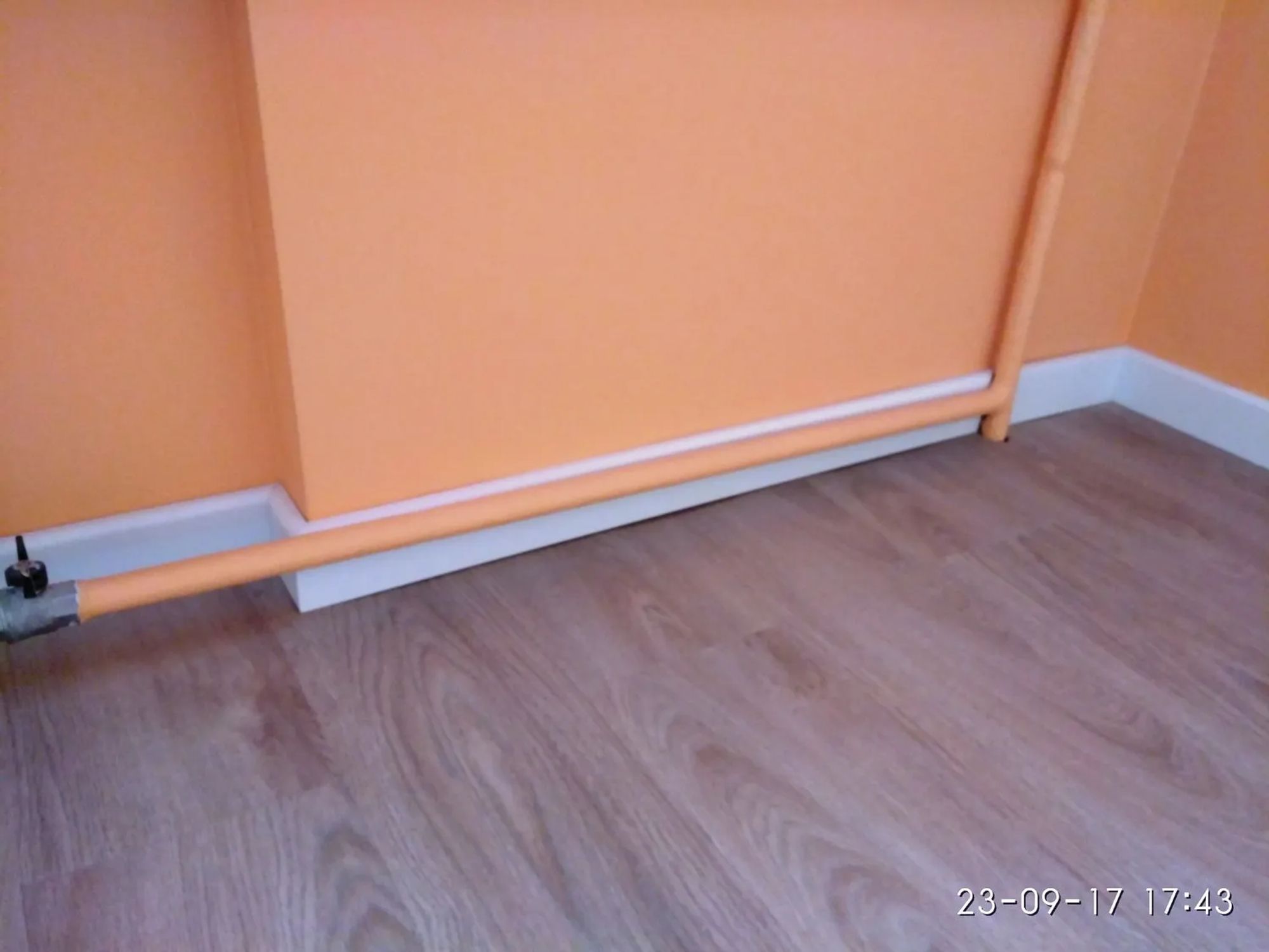 Плинтус Elite Baseboard