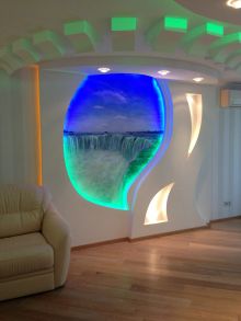 Ниагарский водопад в квартире в морском стиле (реальное фото)
