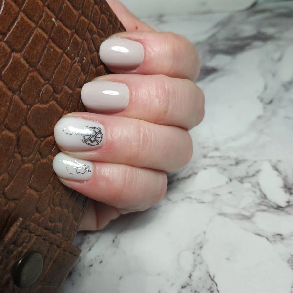 Маникюр от салона NeyNails