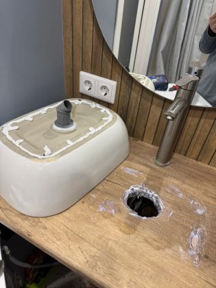 Ремонт сантехника устранение течей 