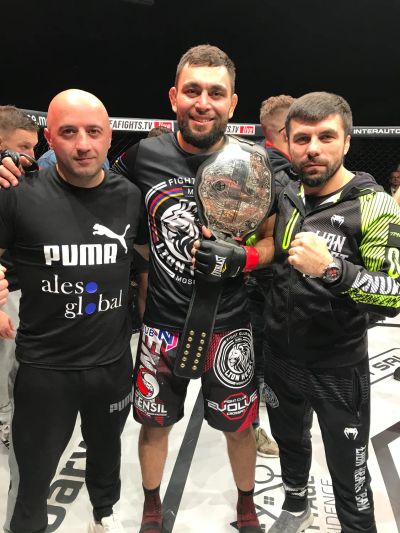 Завоевание чемпионского пояса учеником