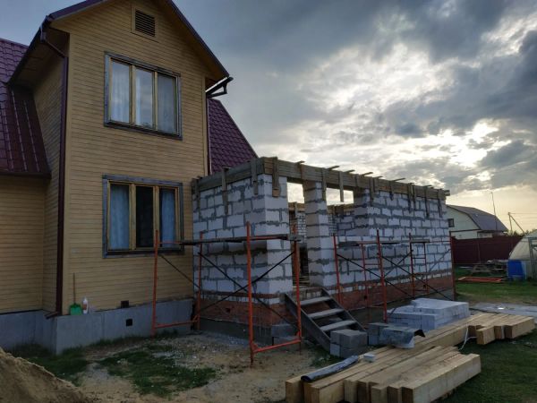 Строительство пристройки к существующему жилому дому в д. Храпки
