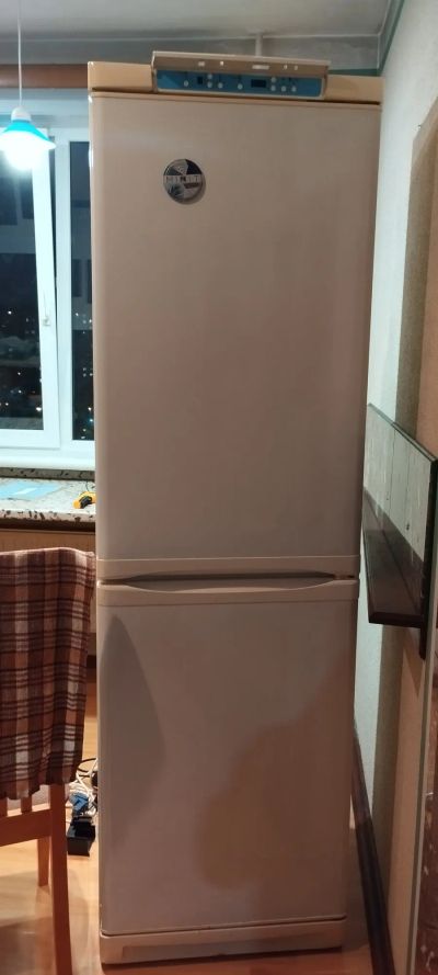 Диагностика холодильника Electrolux и ремонт платы управления.