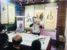 Это фото из мастерской известного китайского каллиграфа города Сучжоу. Ездили с группой на экскурсию. 