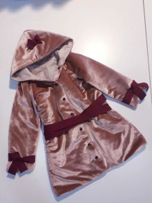 Бархатная куртка для девочки