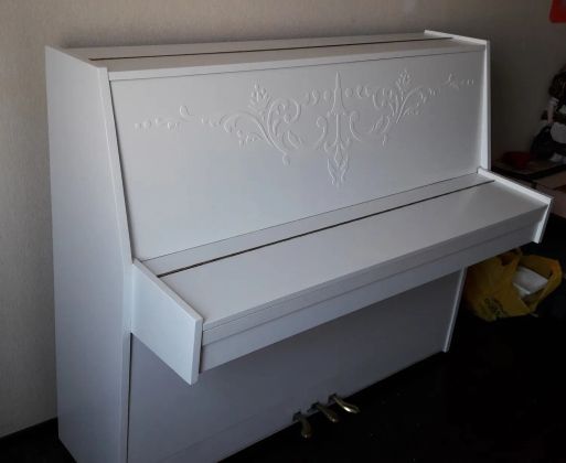 Декорирование и перекраска фортепьяно.
