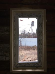 Монтаж окна в старом деревянном доме