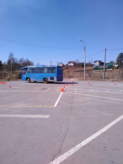 обучение, сдача экзамена на учебной площадке