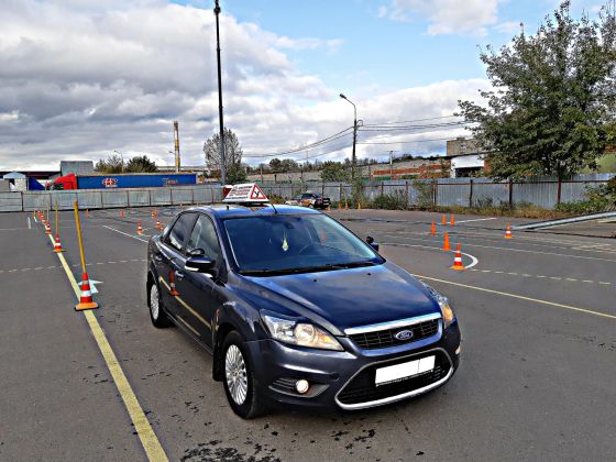 Ford Focus 2, МКПП, 2011 г.в., передний привод, левый руль, доп.педали.