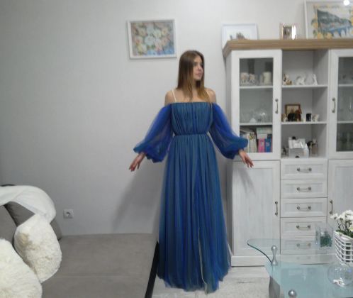 Нарядное платье из Фатина, подкладка из натурального шелка!