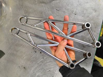 Изготовление крепления глушителя из нержавеющий стали на Ducati m900