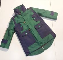 Стильная куртка для мальчика с 4 функциональными карманами на утеплителе. 